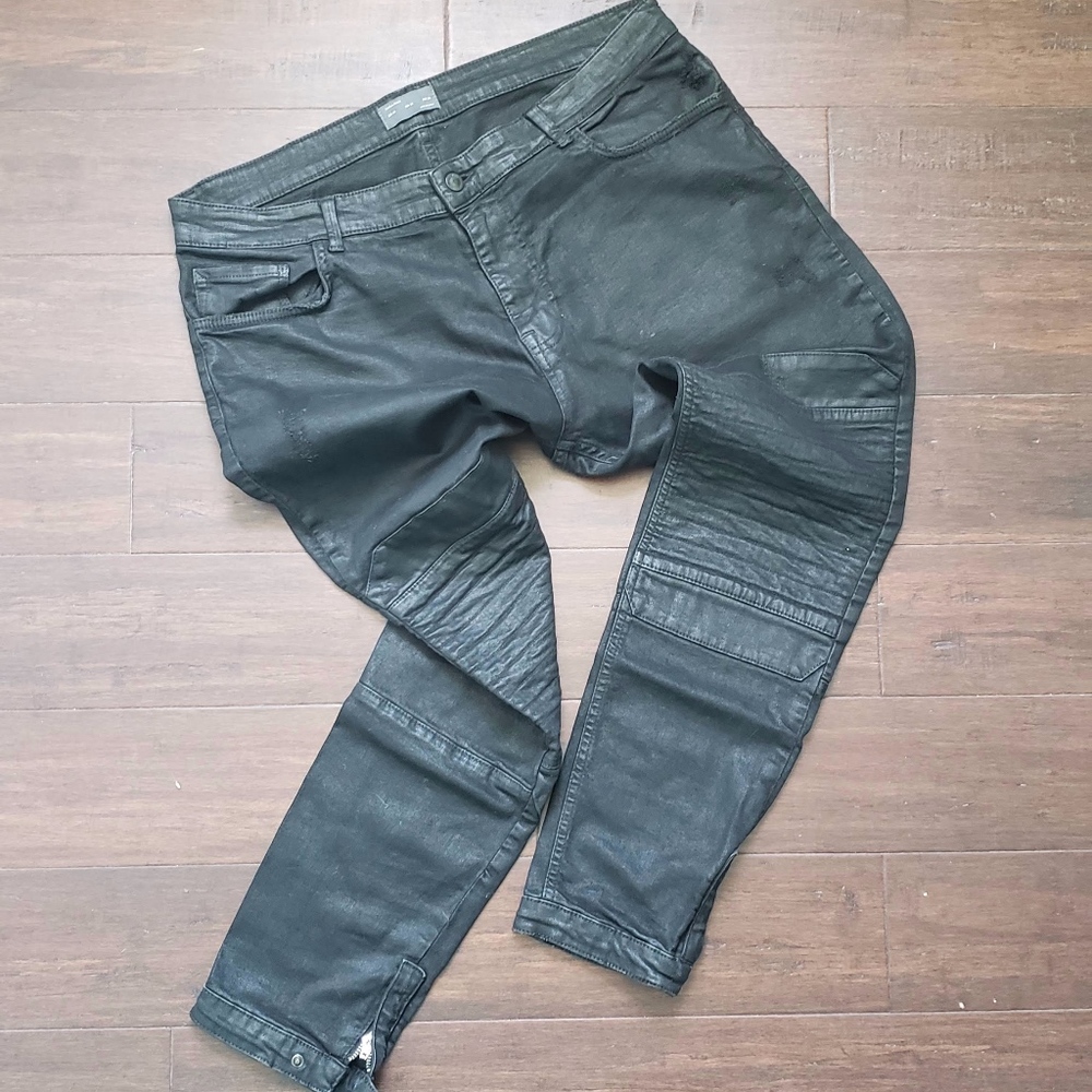Trendy Black Denim Men's jeans shinny